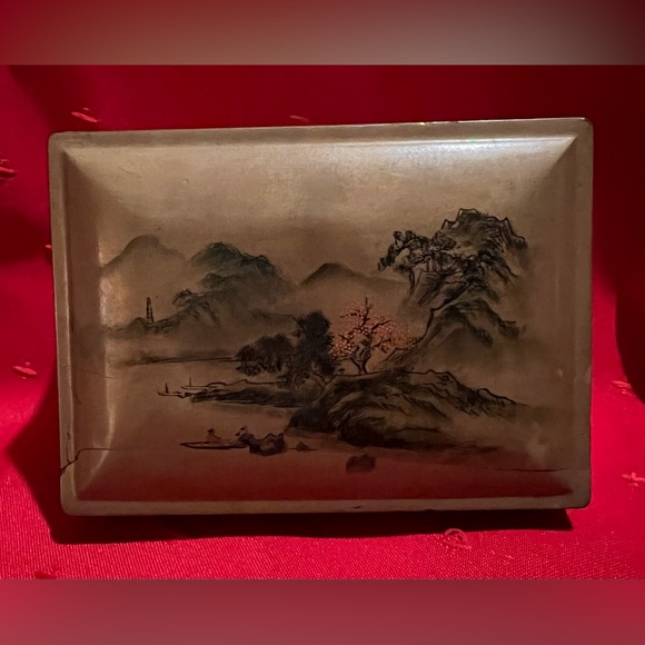 Vintage Chinese Foochow lacquerware box with a landscape scene